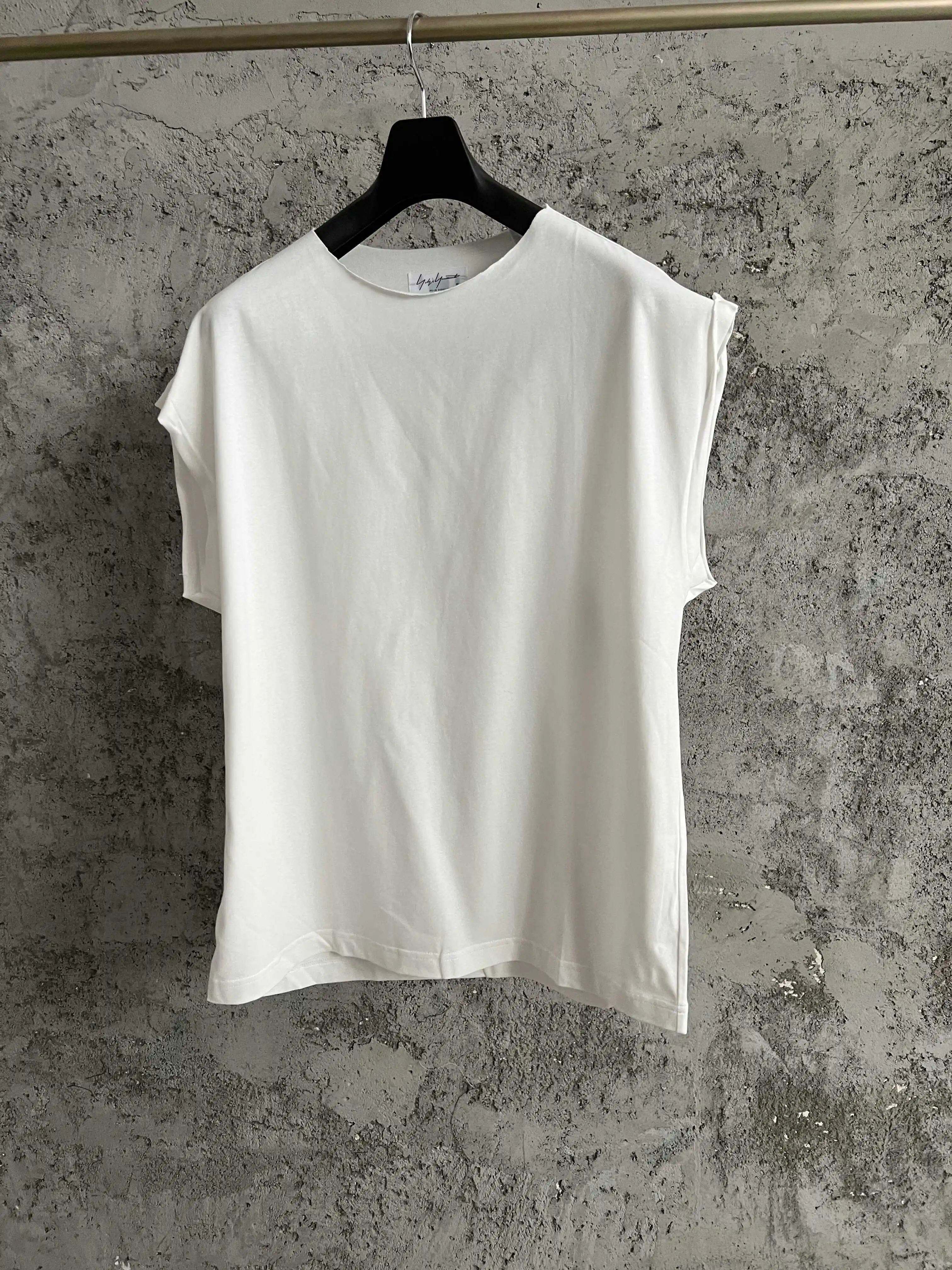 

Original design of a Japanese organic cotton head sketch, white round-neck long-sleeved T-shirt hoodie