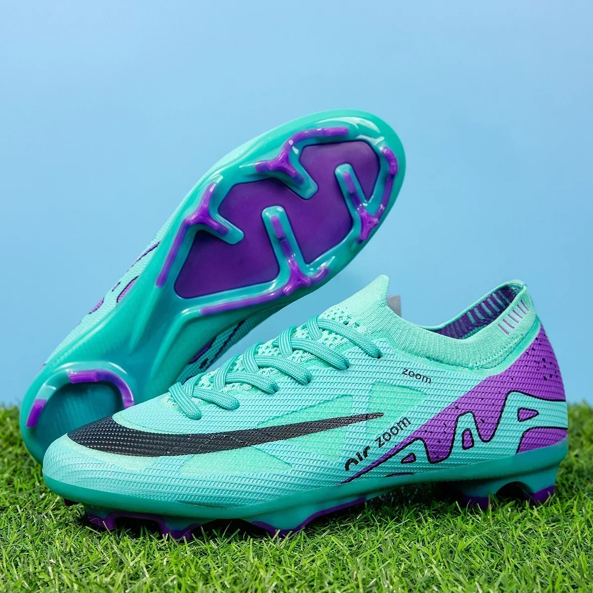 

New Men Football Boots Cleats Match Grass FG/TF Training Ultralight Soccer Shoes Sport Turf Futsal Drop Shipping Top Quality