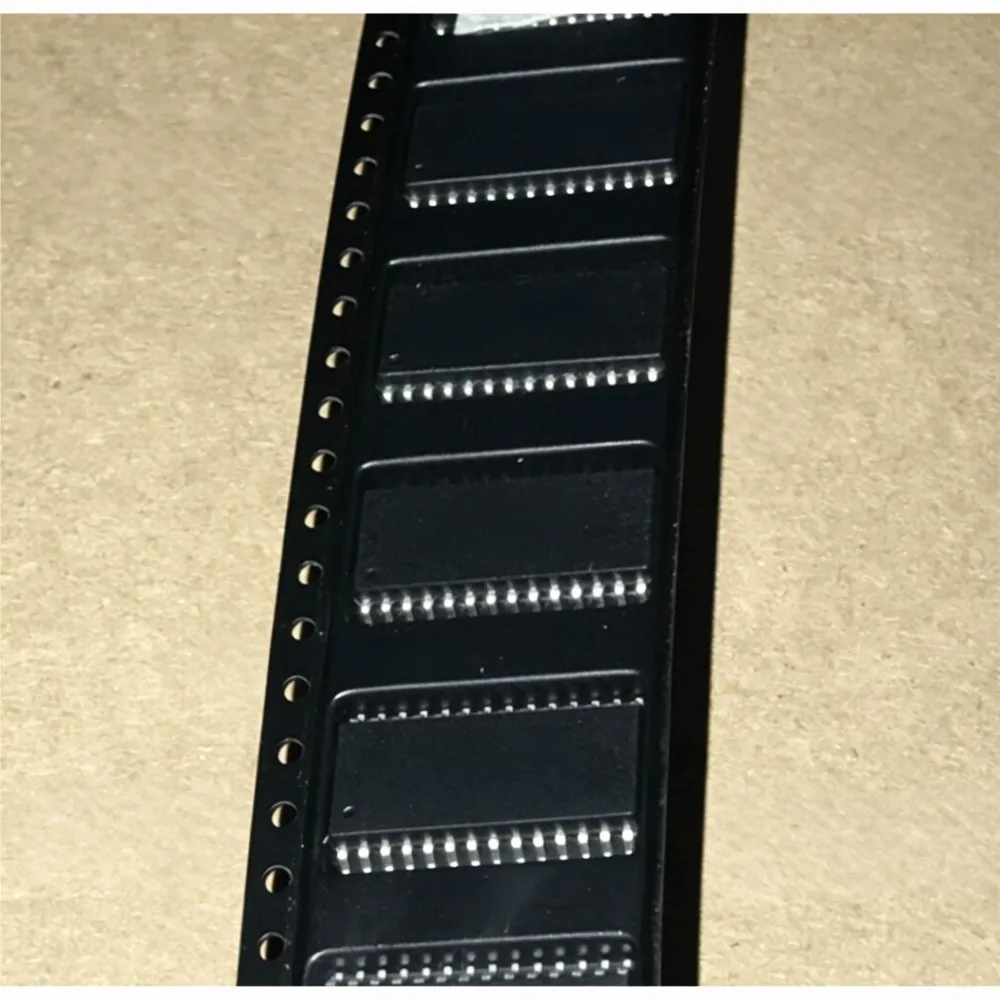 1-5PCS TLC7135C TLC7135CDWR TLC7135CDW MCZ33880EG MCZ33880 MC33880EG TDA8024T TDA8024 TDA8024T/C1 KM62256CLG-7 7L KM62256CLG