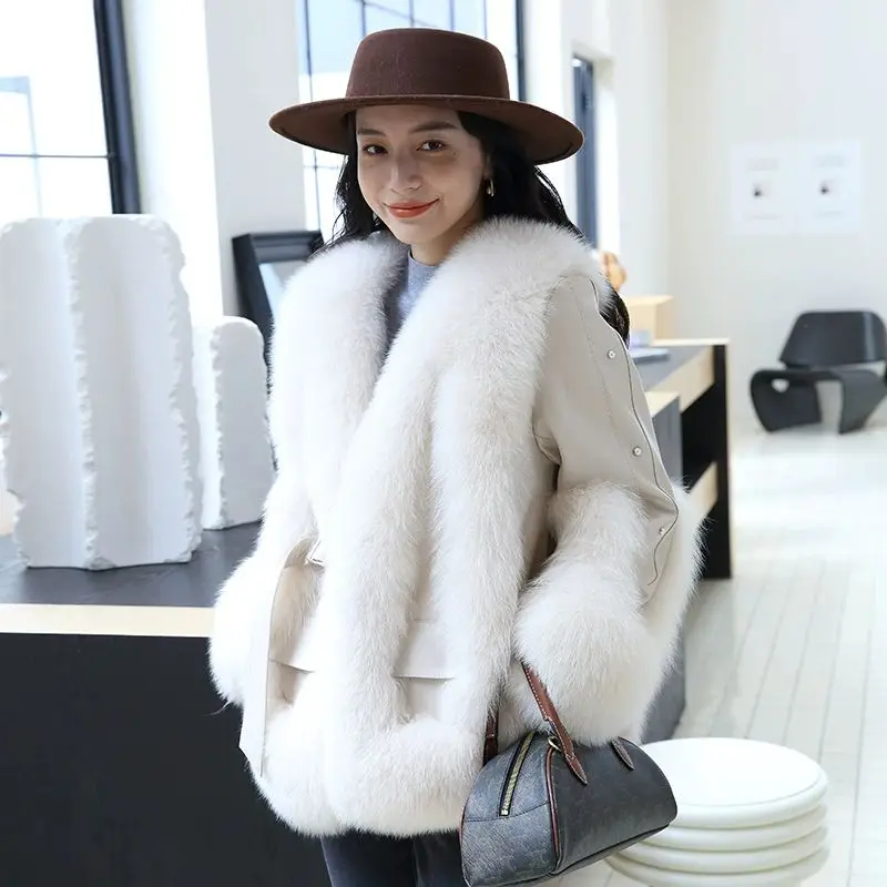 Fox Fur Grass Coat for Women 2025 New Haining Imported Whole Fur Coat Short and Young Style