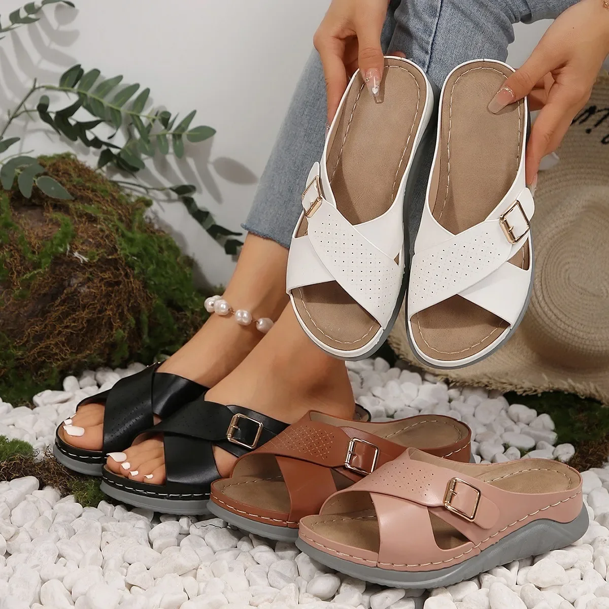 Slippers Ladies 2024 Summer New Fashion Solid Belt Buckle Shoes for Women Flat Bottom Open Toed  Casual Slippers Zapatos Mujer