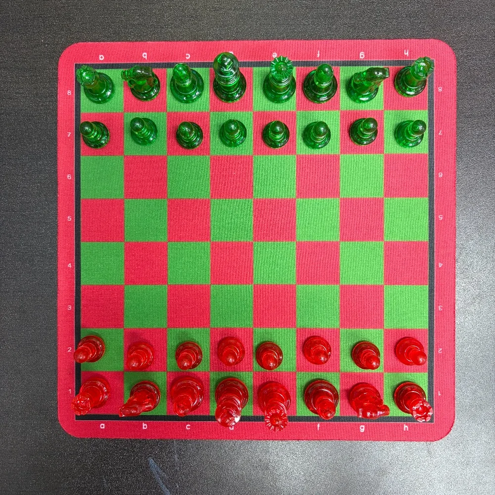 Chess Set 24cm Red and green chess mat and pieces, Chessboard Set: 24Cm Chessboard 32 Chess Pieces King Height 4.9CmChess Game