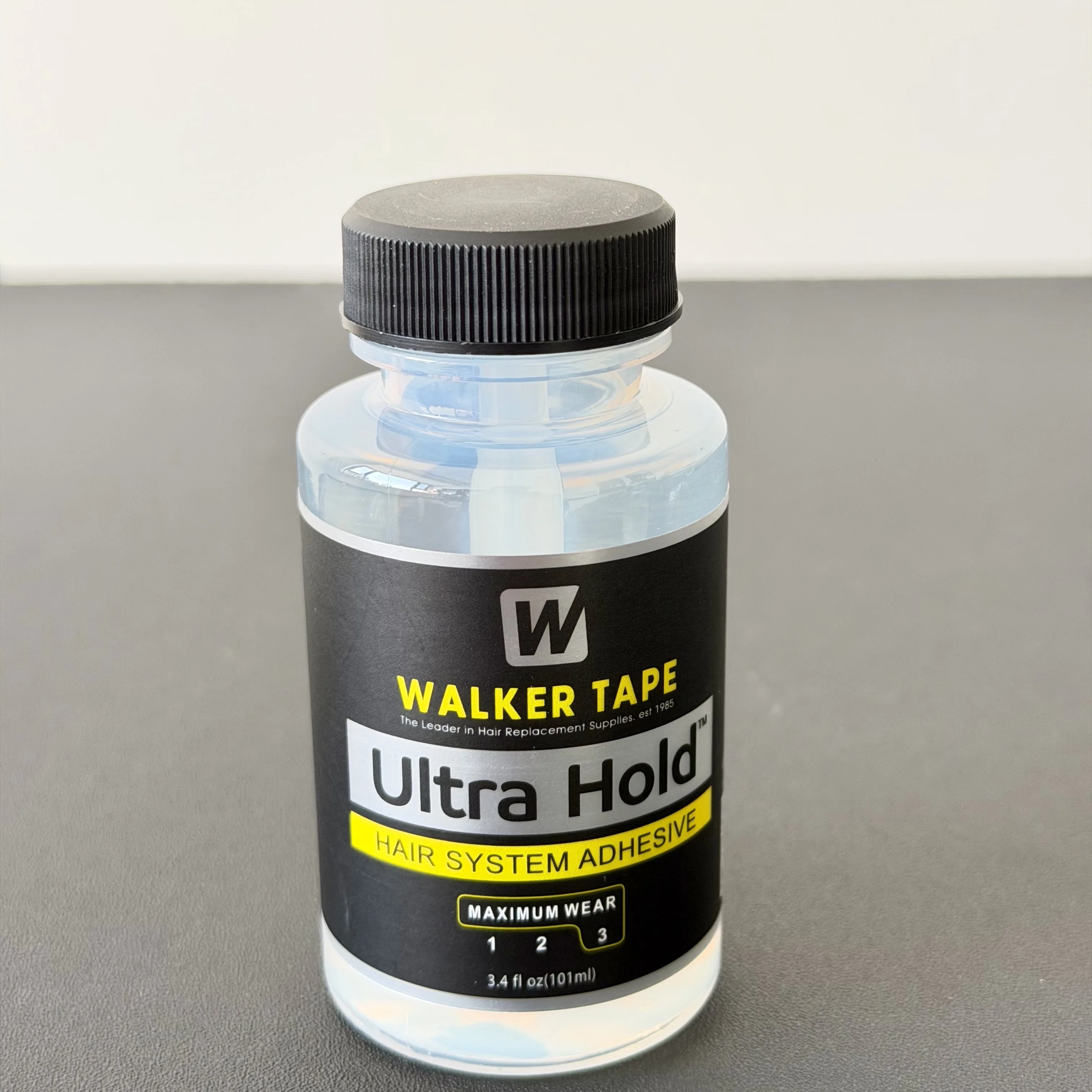 Wholesale Walker Tape Ultra Hold Lace Wig Glue Waterproof Transparent Lace Adhesive for Hair Replacement Brush-on Glue