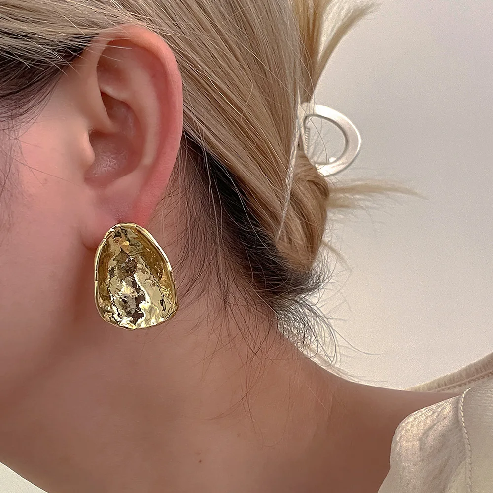 2023 New Korean Retro Irregular Metal Earrings for Women Simple Temperament Daily Jewelry Accessories