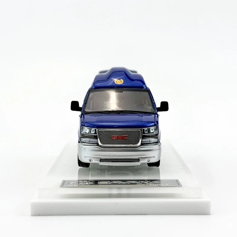 

GOC 1:64 Scale GMC SAVANA Alloy Simulation Car Model Static Collection Decorated Holiday Gifts Toys Souvenir Gift