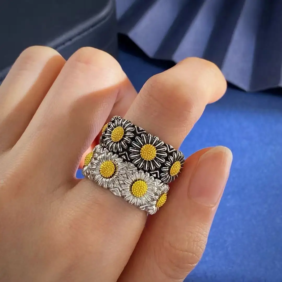 

Классическое серебристое винтажное кольцо с резными цветами хризантемы и открытым дизайном, парное, с изысканным муассанитом, ослепительное, очаровательное, для вечеринок, подарки