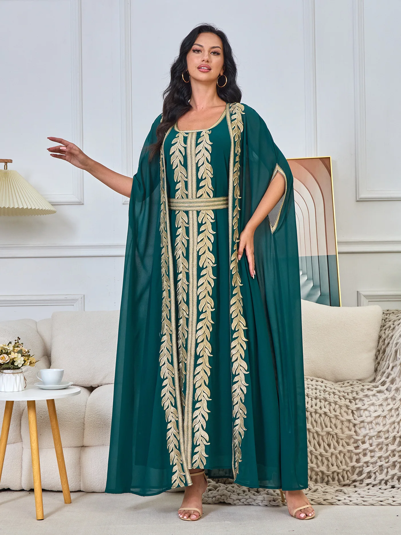 Appliques Moroccan Kaftan 2 Piece Set, Square Neck Sleeveless Inner Dress, Party Wedding Ramadan Dubai Traditional Arabic Robe