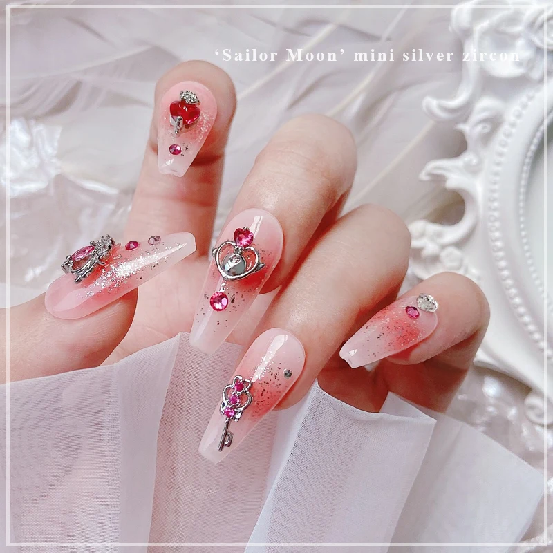 10 STUKS mix zilver mooie soldaat Sailor Moon Zirkoon sieraden toverstaf ster hart nageldecoratie kleurrijke diamant