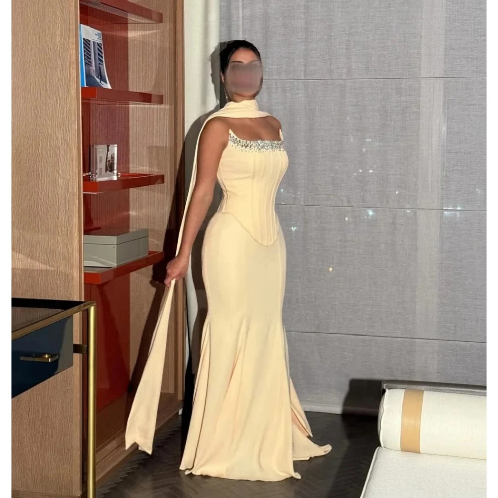 

Yellow Long Prom Dress Customized Sleeveless Crystal Strapless Evening Party Dresses Dubai Beaded Mermaid Wedding Guest Dress