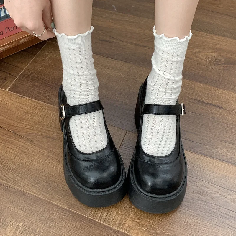 

Женская обувь Мэри Джейн, туфли-лодочки в стиле ретро с круглым носком, увеличивающие рост, лоферы на четыре сезона, коричневые туфли на массивном высоком каблуке с неглубоким носком, одинарные туфли