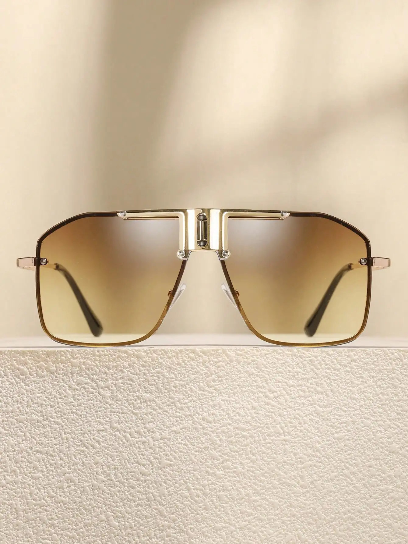 

Oversized Metal Frameless Fashion Sunglasses For Summer Beach Vacation Outdoor Travel