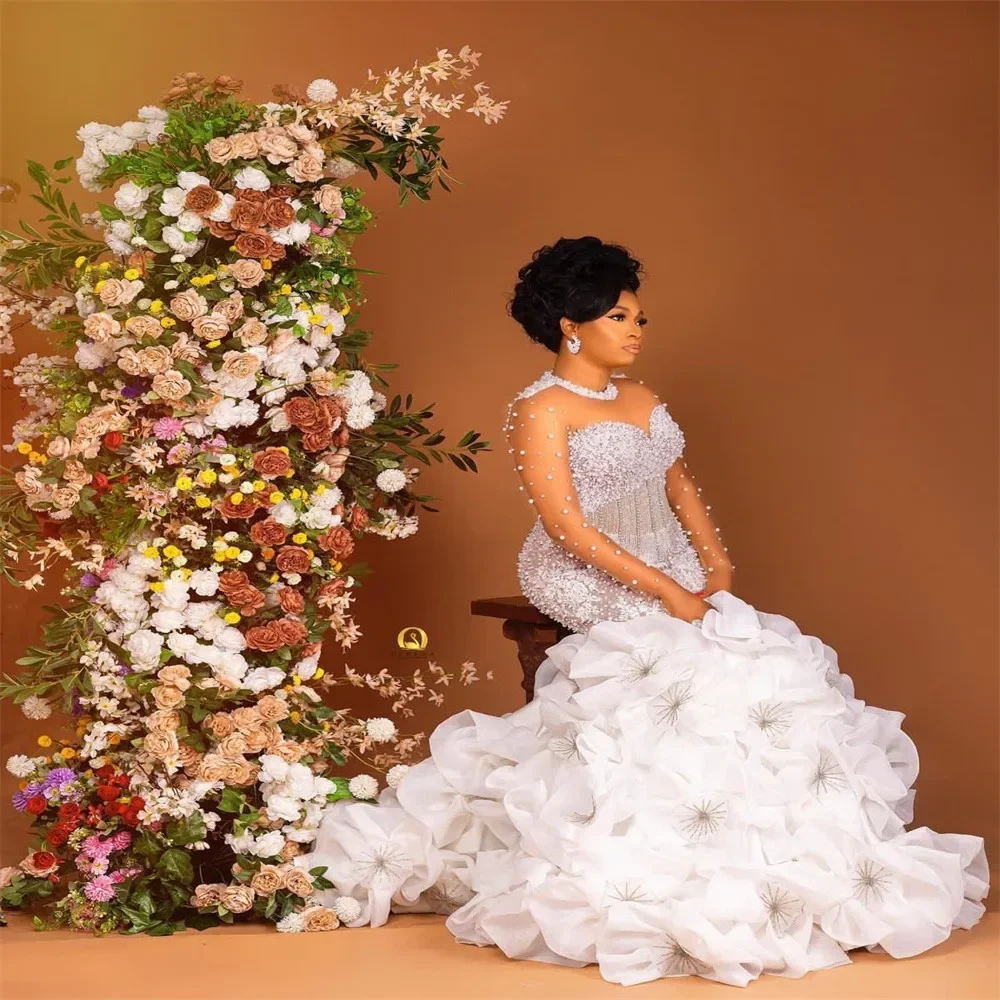 Robe De mariée sirène personnalisée, col rond, perles scintillantes, manches longues, fleurs faites à la main