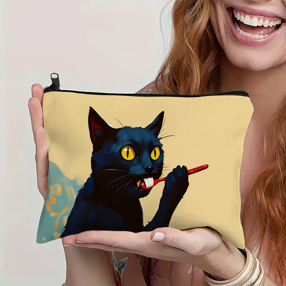 Black cat patterned makeup bag, lightweight zipper makeup storage box, multifunctional bag