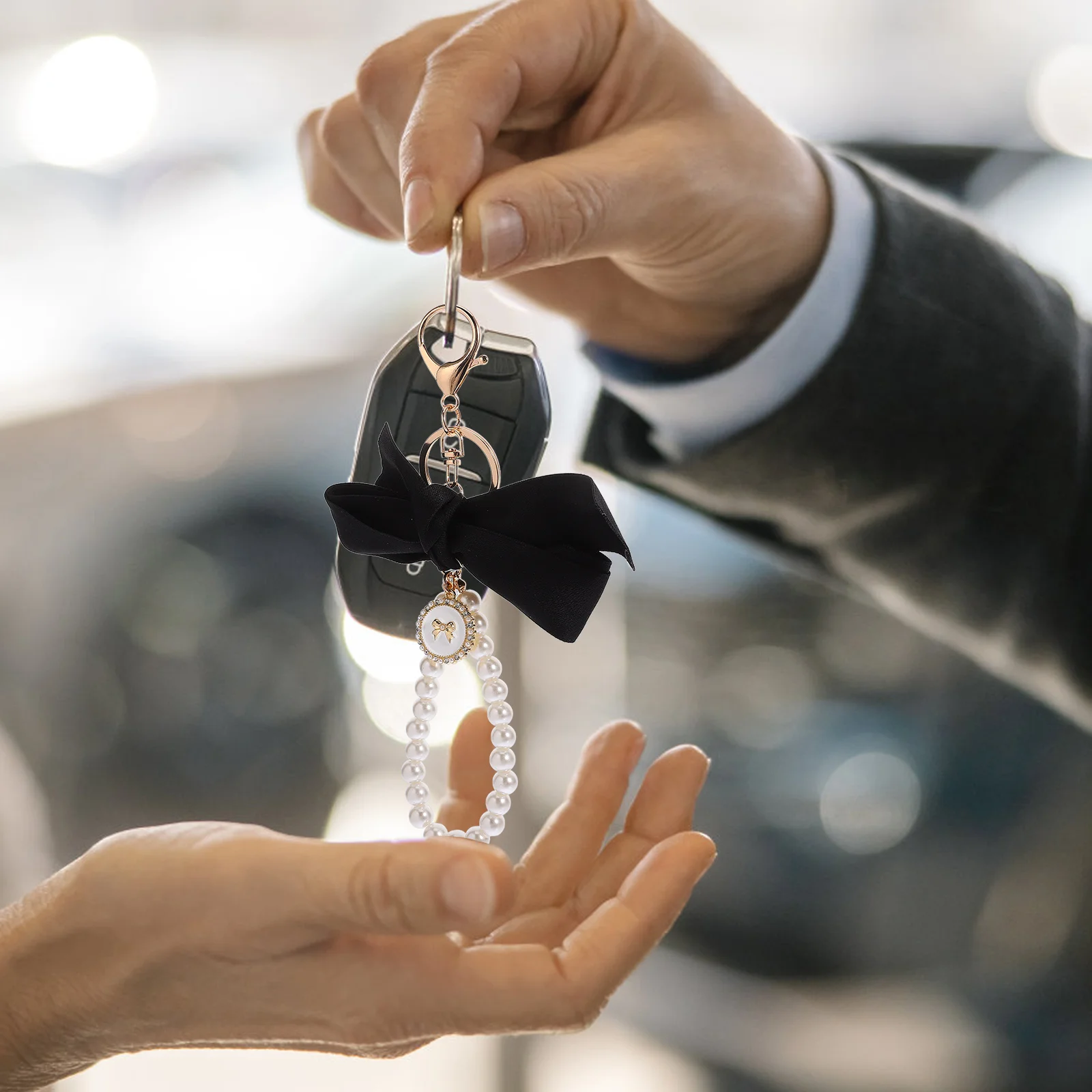2 pezzi portachiavi con fiocco di perle piccole catene carine per portachiavi per auto borsa zaino ciondolo portafoglio perle simulate poliestere zinco