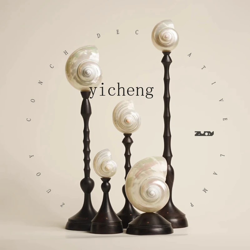 Zc Moonlight, Natur…