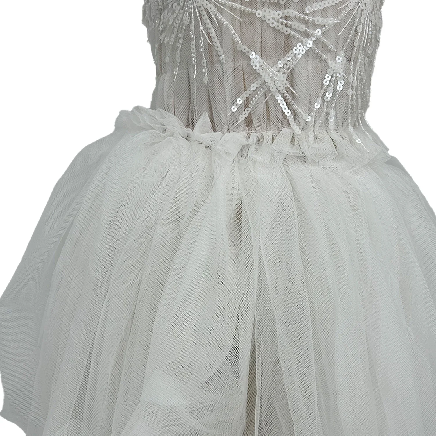 ผู้หญิงพรหมชุด Elegant Strapless Tulle ตาข่ายชุดวันเกิดฉลองปาร์ตี้ Queen ชุดยาว Carnival Night Club สวม Boboji