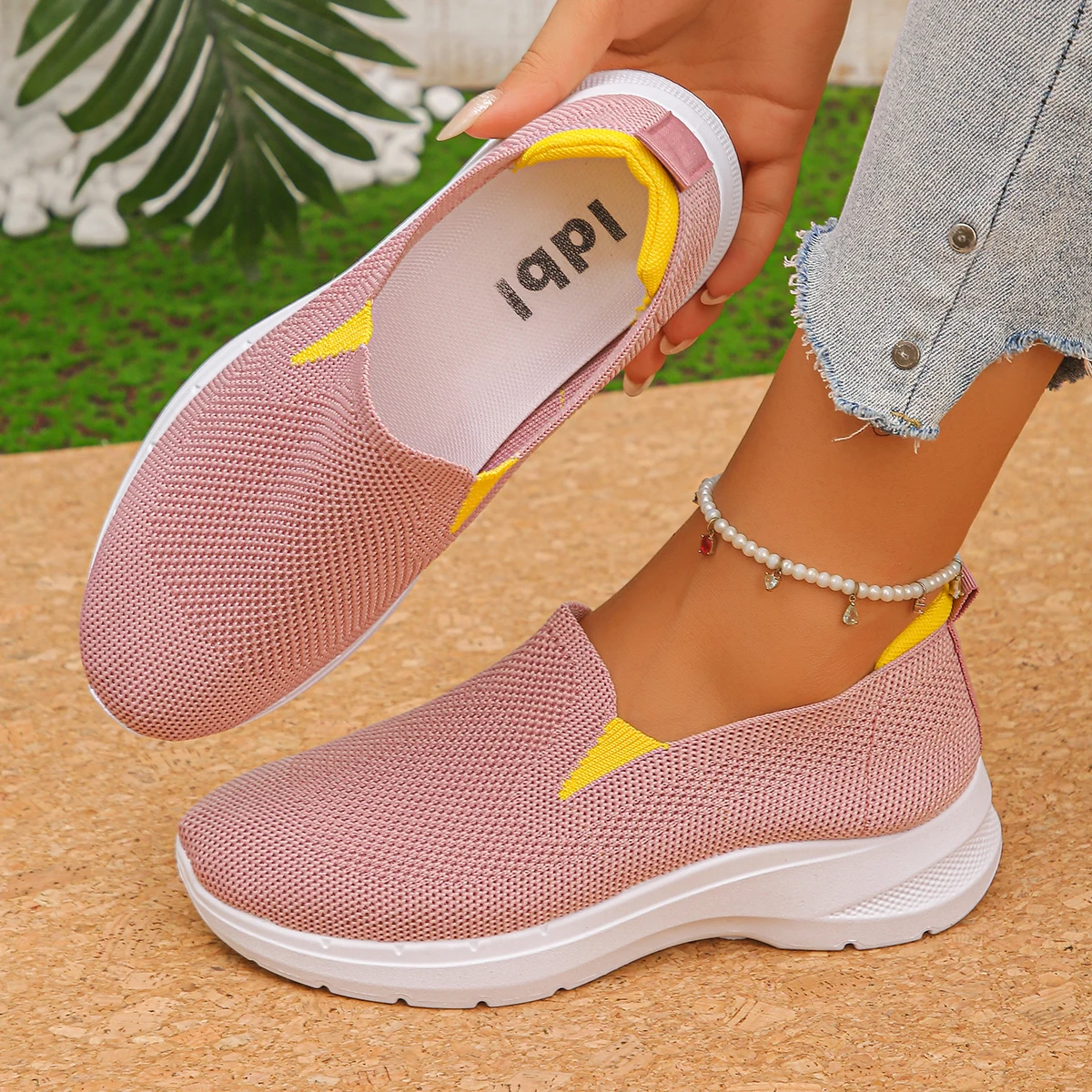Women Sneakers 2026 New Large Size Sneakers Hot Sale of The Season New Women Shoes Casual Slip-On Flat Bottom Breathable Shoes