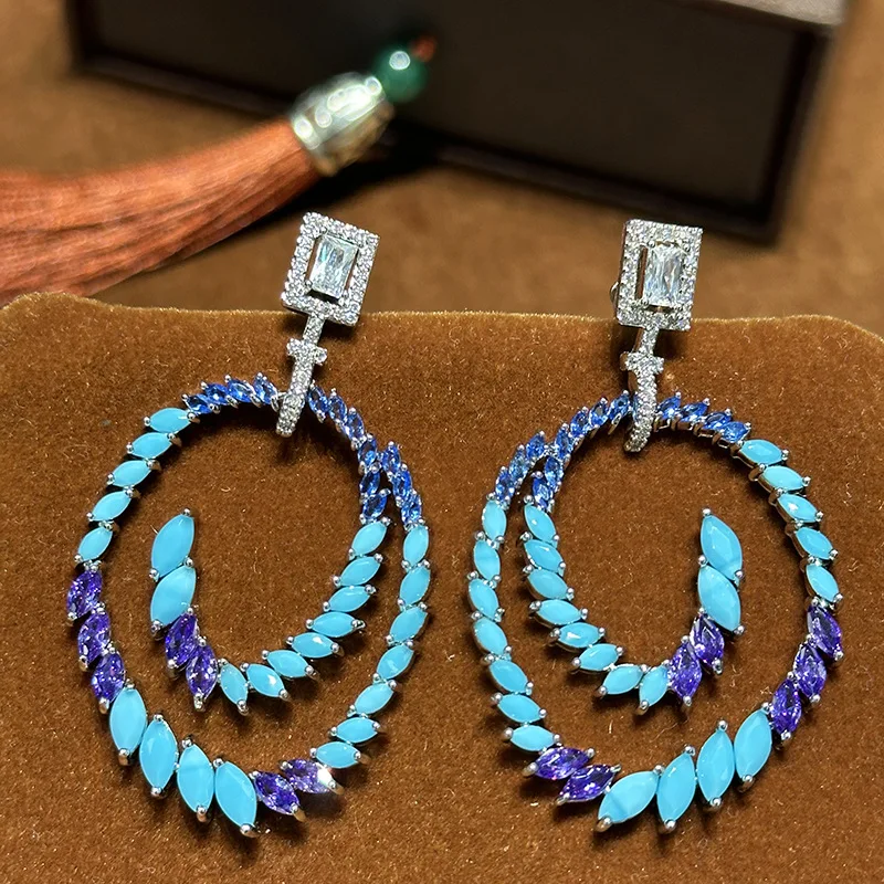 أقراط قطرة الماء الزركون المرصعة بالألماس على شكل خلفي هندسيًا 2025 #2