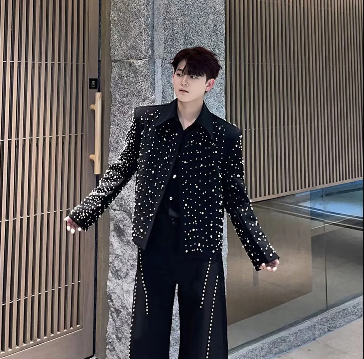 2025 New Fashion Heavy Rhinestone Starry Sky Jacket Handsome Men Loose Casual Short Turn-Down Collar Coat Trendy