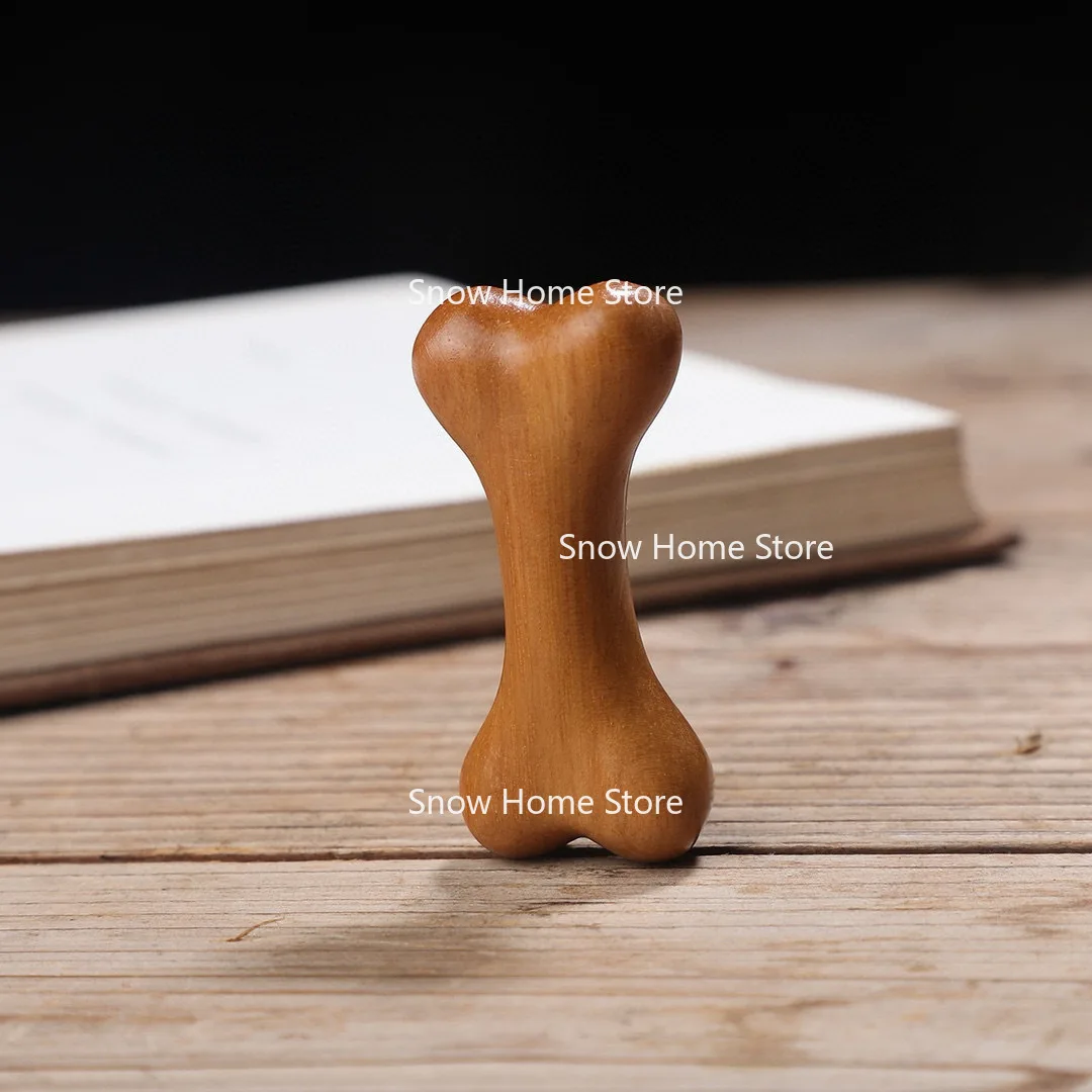 Green Sandalwood Small Bones Wenwan Hand Piece Wooden Massage Scraping Fun Wood Carving Handicrafts