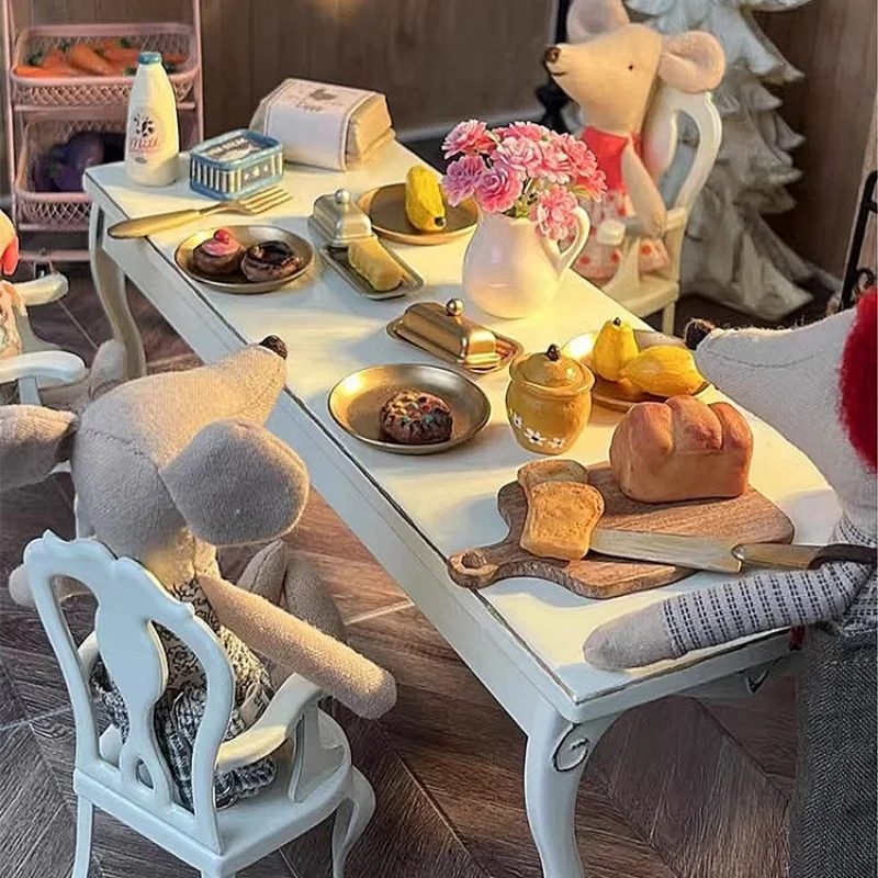 Aizulhomey خمر نحى الذهب الحديد طويل مجموعة مقاعد الطاولة ماوس أثاث المطبخ OB11 BJD Lol Blyth دمية صغيرة البيت اكسسوارات