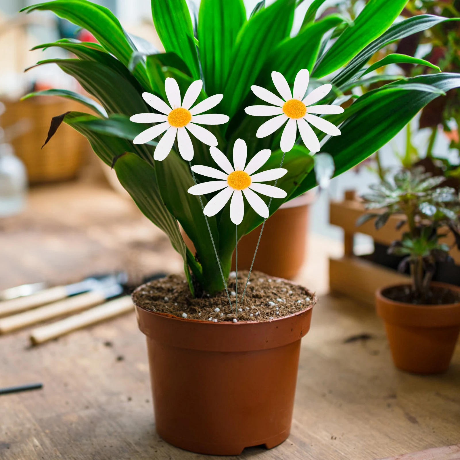 

10 Pcs Simulated Daisy Stick Flower Backyard Decor Stake Outdoor Garden Lawn Ornament