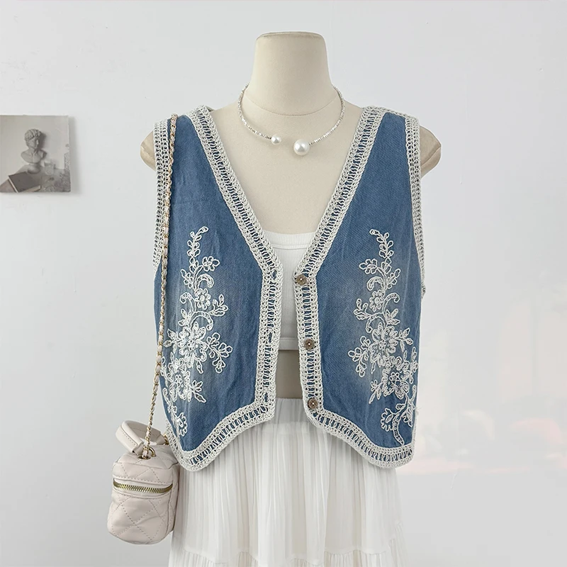 

Gagarich 2025 Ethnic Style Embroidery Flower Sparkling V-neck Vest Women Summer 2025 Loose Age Reducing Versatile Top
