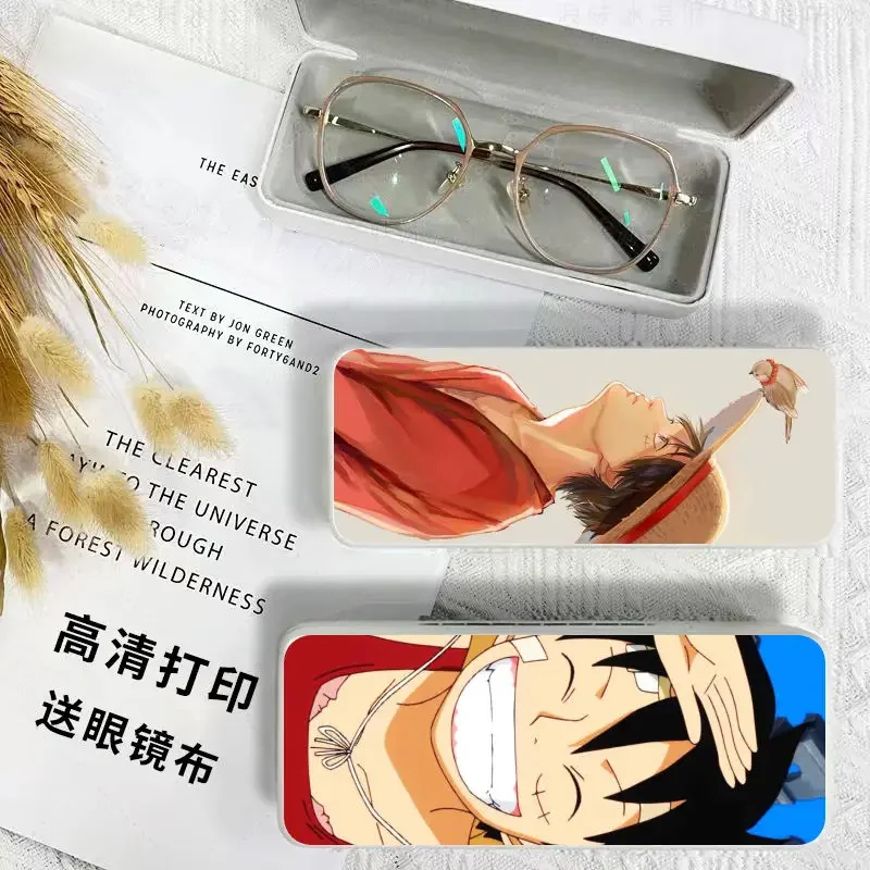 One Piece Luffy Glasses Case High-end Men's Portable Anti-Stress Resistant Ins High-Looking Simple Cartoon Creative Storage Box