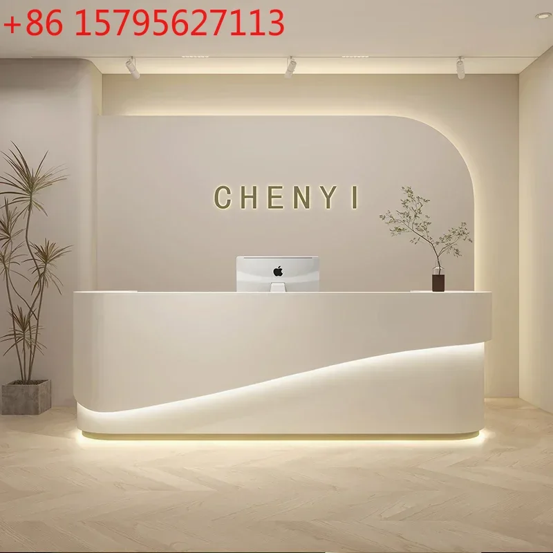 

Изогнутая стойка для салона красоты, касса для магазина женской одежды, простой современный ресепшн для стоматологической клиники