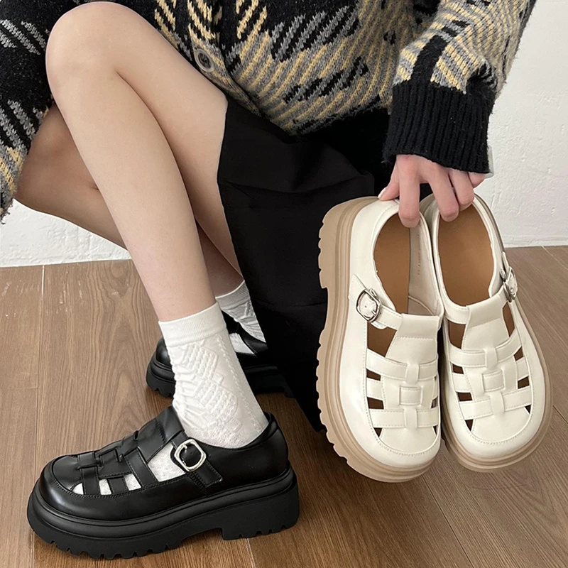 

Женские босоножки на платформе и квадратном каблуке, винтажные сандалии-гладиаторы с вырезами, обувь во французском стиле, Новинка лета 2024