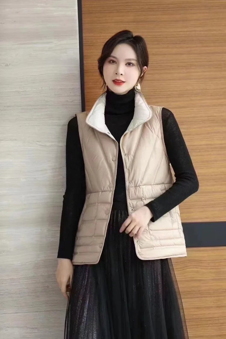 Autumn and Winter New Sleeveless Vest Down Jacket Women 90% White Duck Down Fashion Slim Fit 2024 Women Vest Jacket Coat