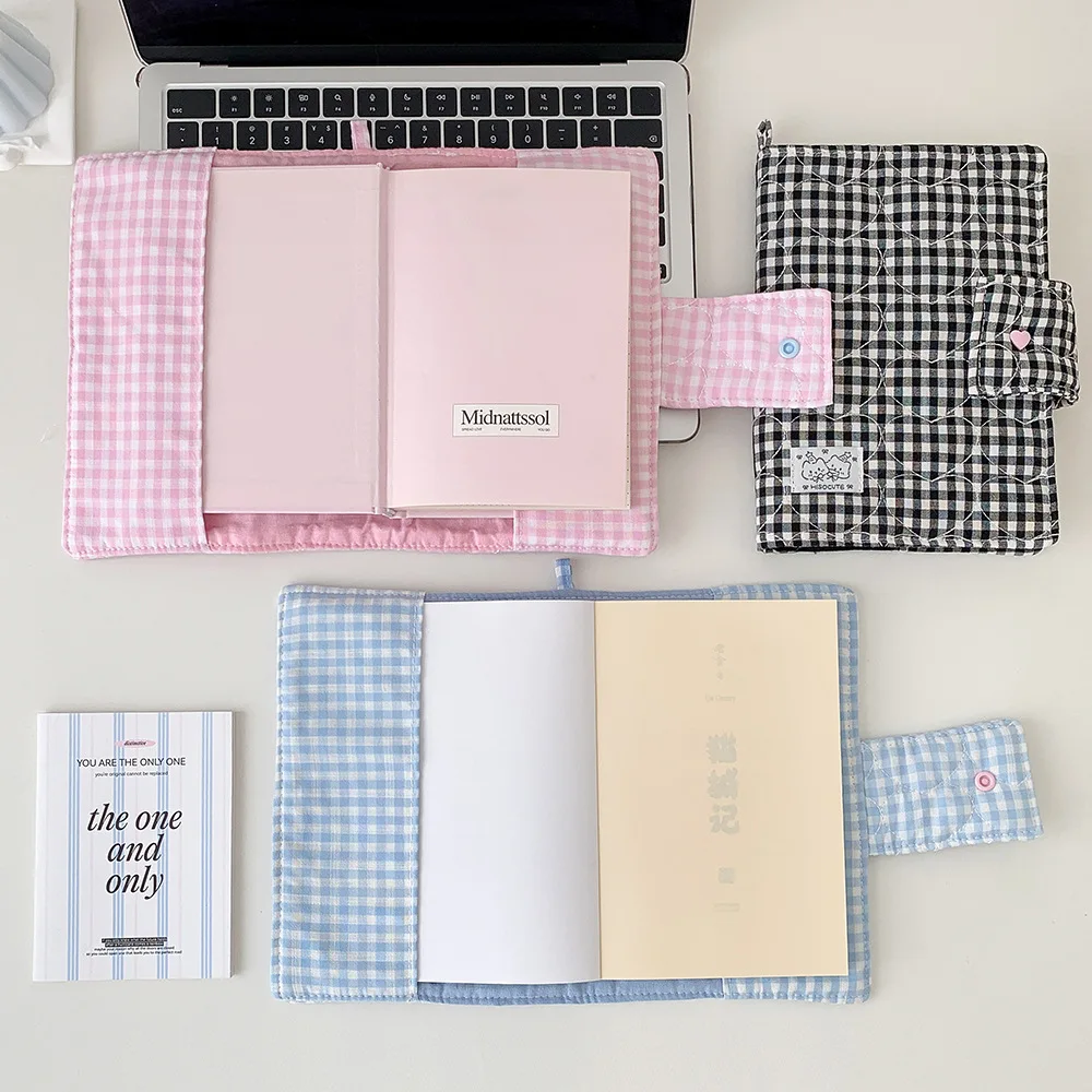 Koreanische Mode Gitter-Liebes-Motiv Abnehmbare Buchhülle Schreibwaren-Aufbewahrung Schutzhülle A5 Pack Buchhülle – Detail 12