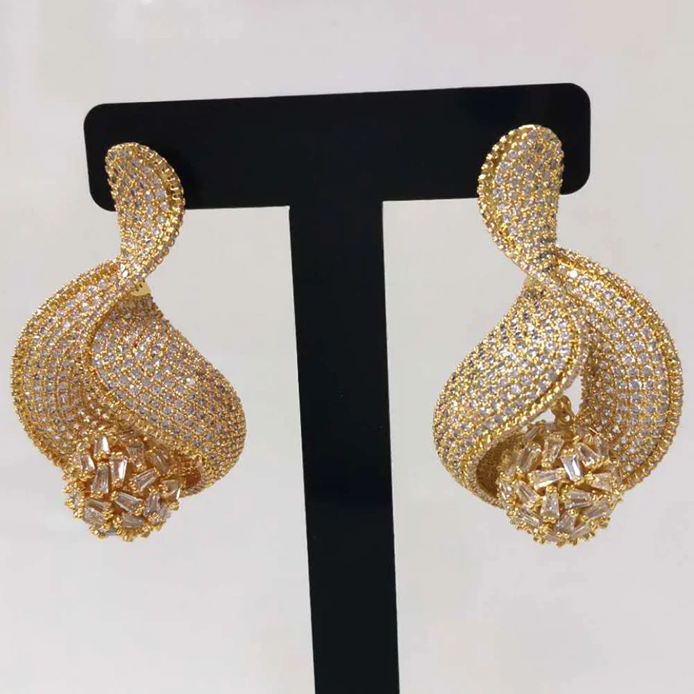 

Kellybola Dubai Style Shiny Big Drop Earrings For Noble Women Wedding Party Engraving Dubai Bridal Earrings Fashion Jewelry