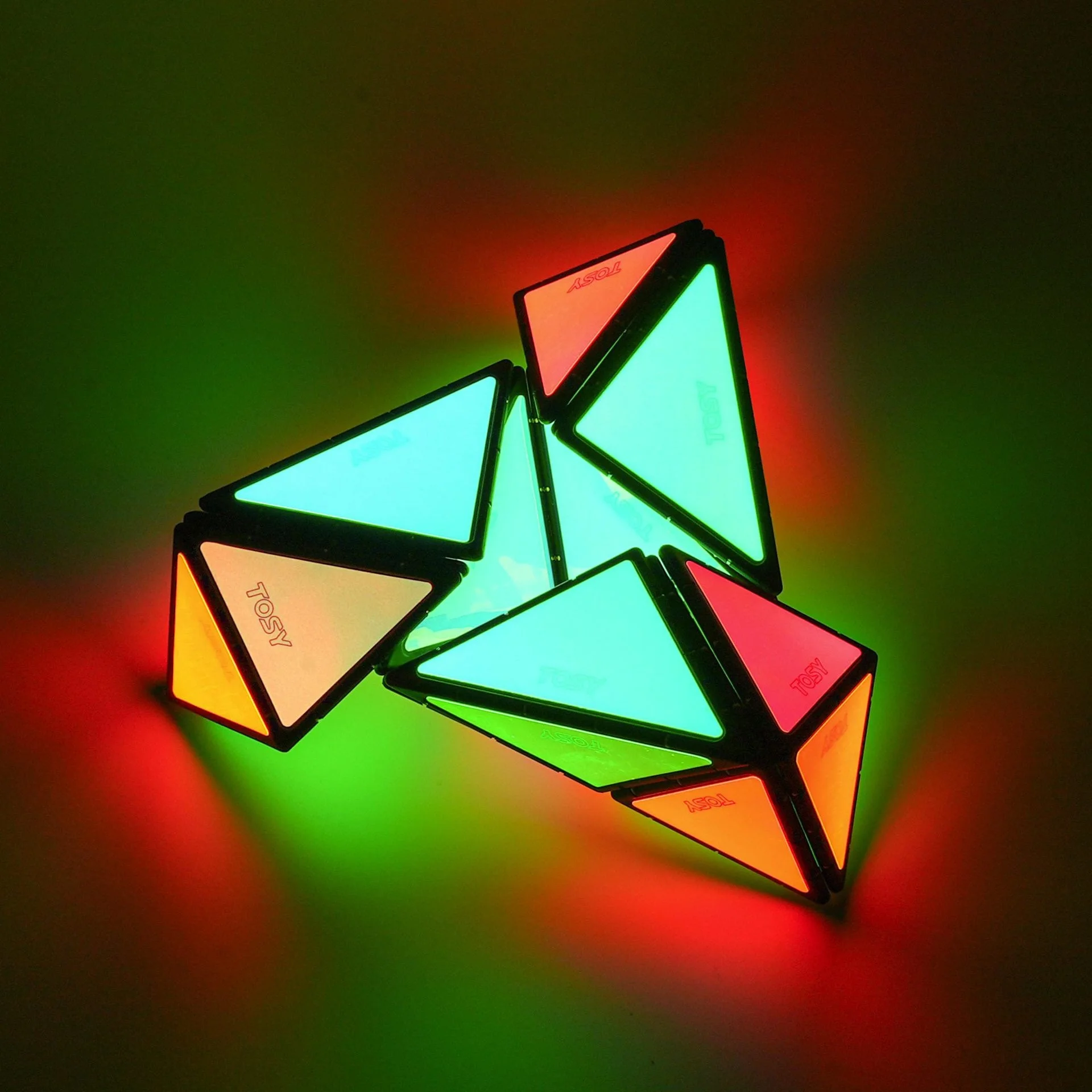 Magnet Glow Pyramid Glow Finger Puzzle Sensory STEAM Toys Creative Glow Holographic Design Pyramid Ornament For Gift