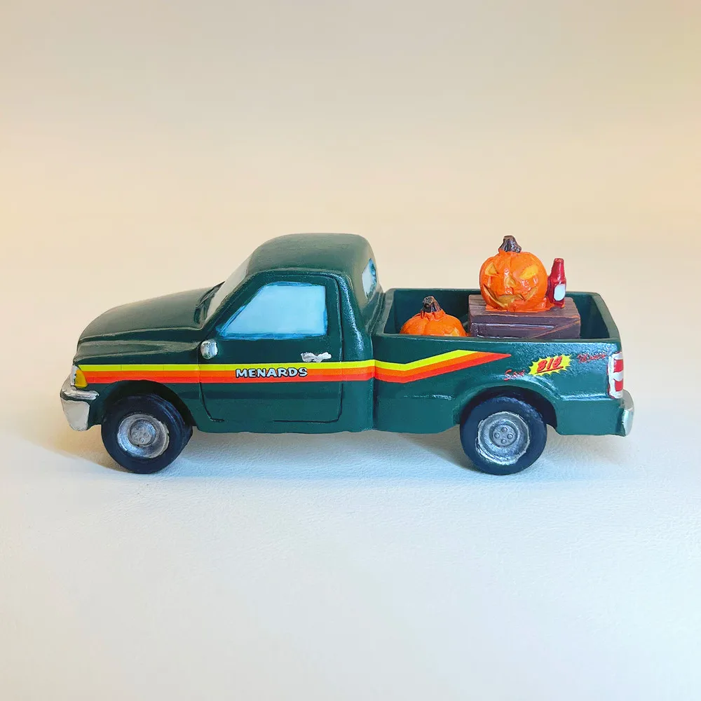Retro Green Pickup Truck Resin Ornament, Halloween Pumpkin Truck Tabletop Decoration, Fall Season Home Decor Gift