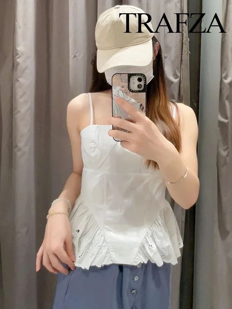 

TRAFZA Women New Fashion White Sleeveless Pleated Design Corset Poplin Short Top Summer Female Elegant Versatile Back Zipper Top