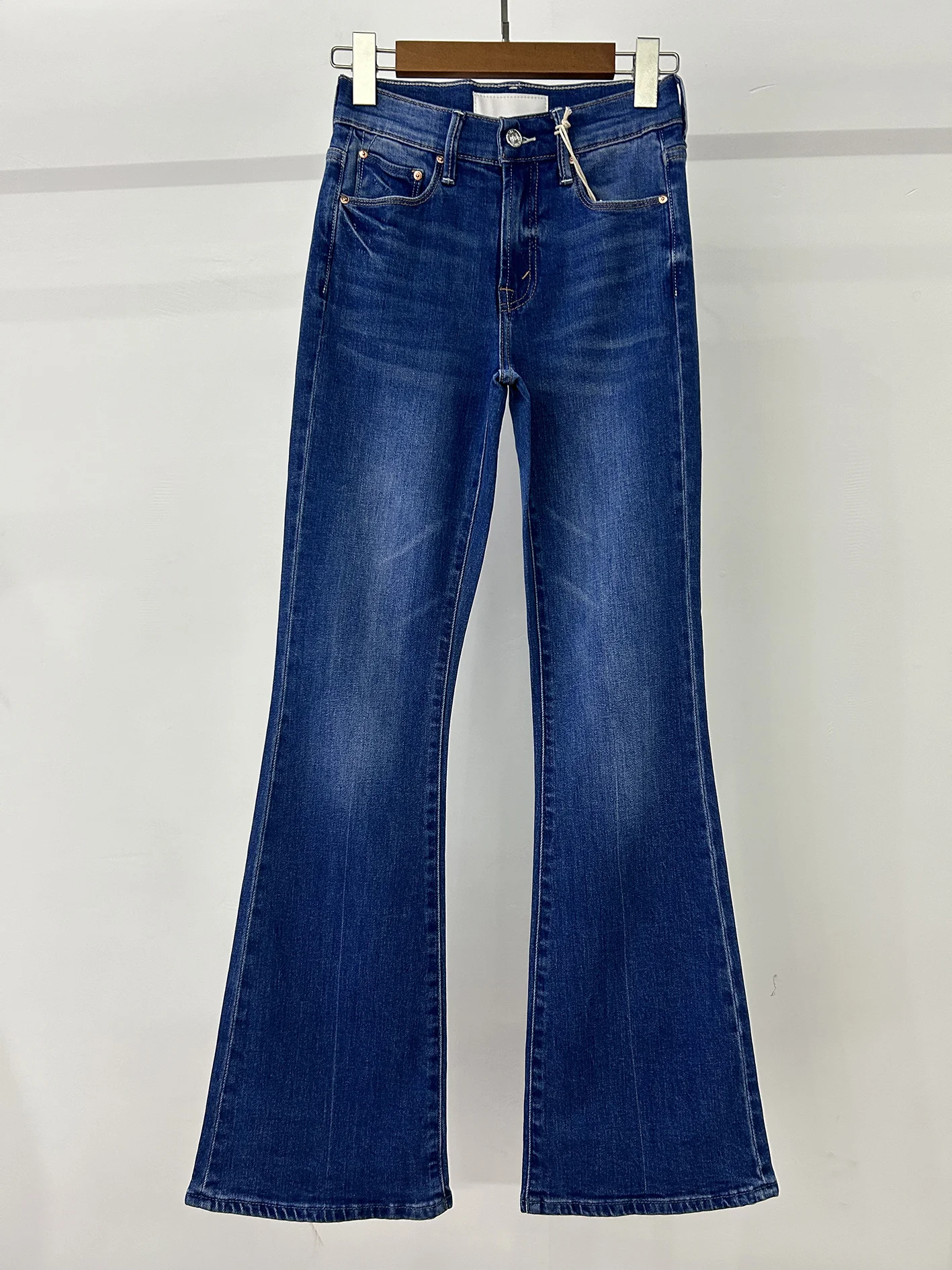 Calça jeans de cintura alta azul céu, linha média slim fit, micro la, novo, mo510, início da primavera, 2022