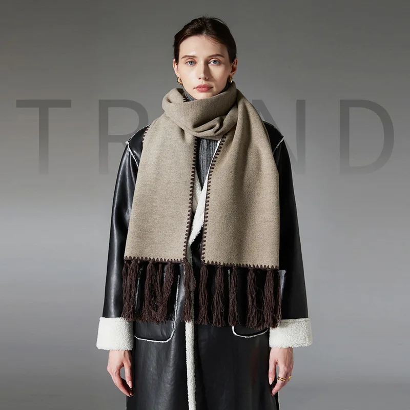 New winter collection: high-end, solid-color coffee-colored , European and American style, double-sided fleece scarf