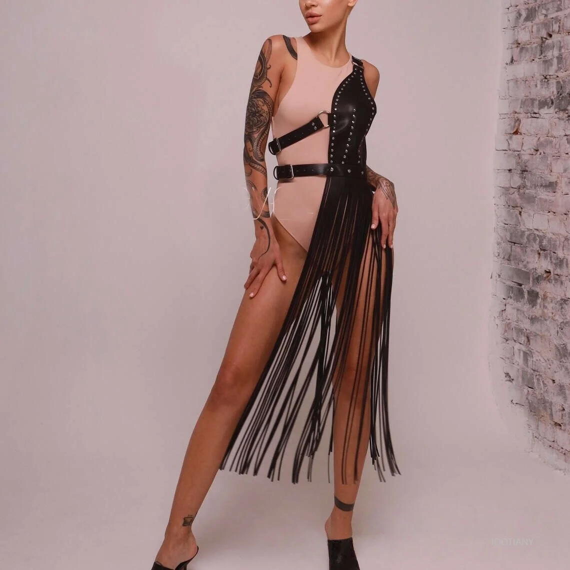 

Fashion Corset Leather Lingerie Women Cosplay Tight Skirt Belt Bondage Tassel Lingerie Fetish Costume Women Gothic Punk Clothing