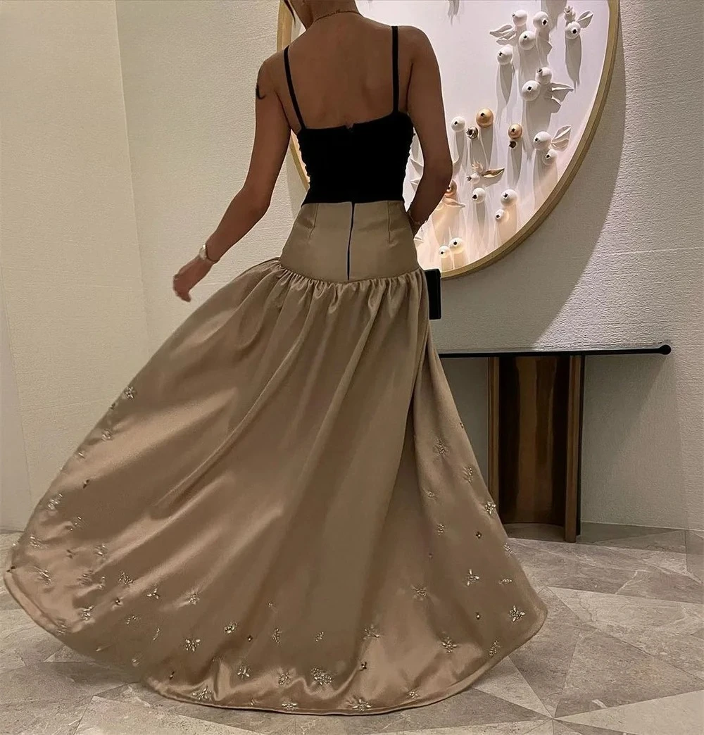 女性ドレスパーティーや結婚式のゲストドレス女性カスタマイズされたイブニングプロムシックでエレガントな女性のドレスカクテルドレス