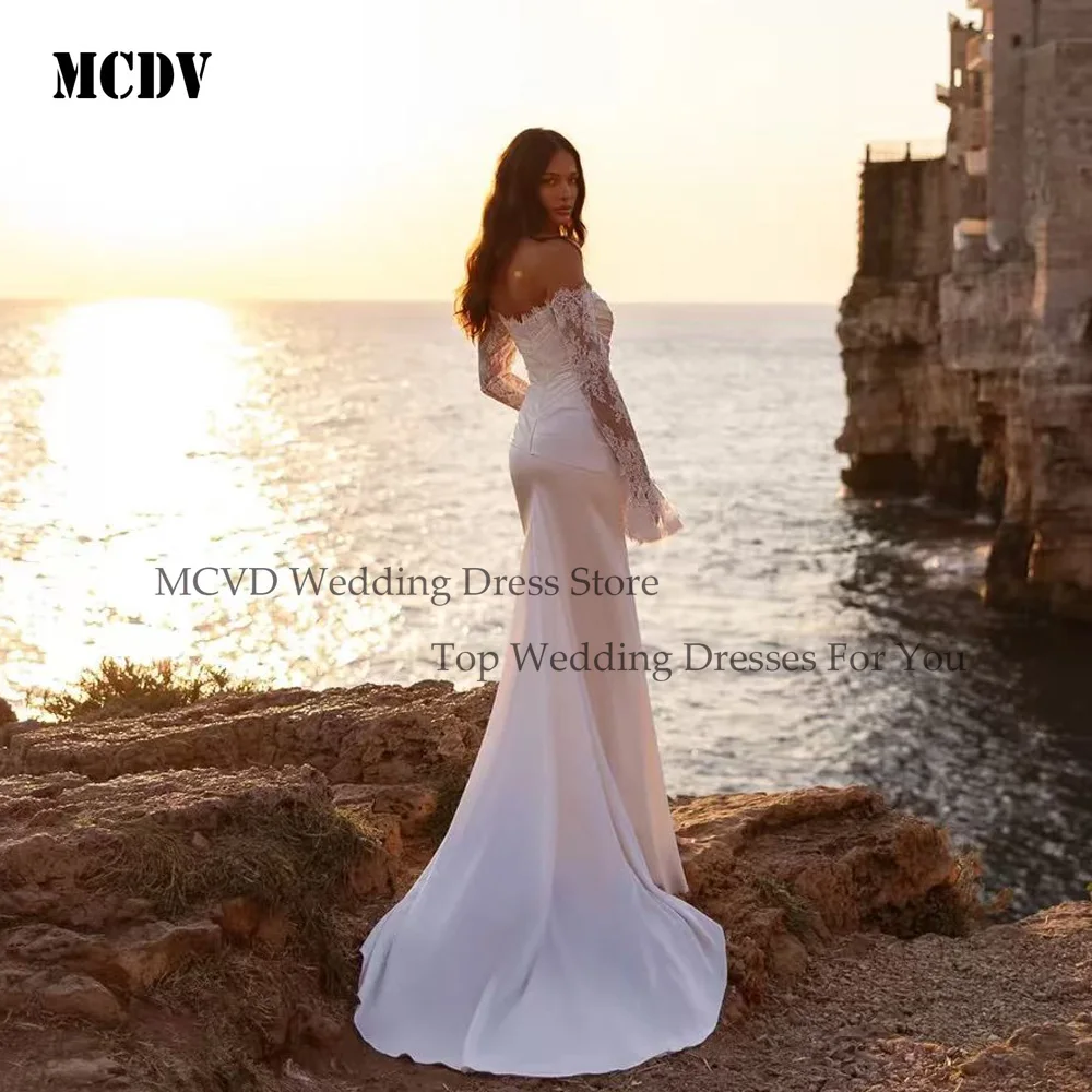 MCDV Abiti da sposa vintage a sirena Abiti da sposa a maniche lunghe con scollo a O Abiti da sposa in raso robe de mariée 	 Treno spazzante personalizzato