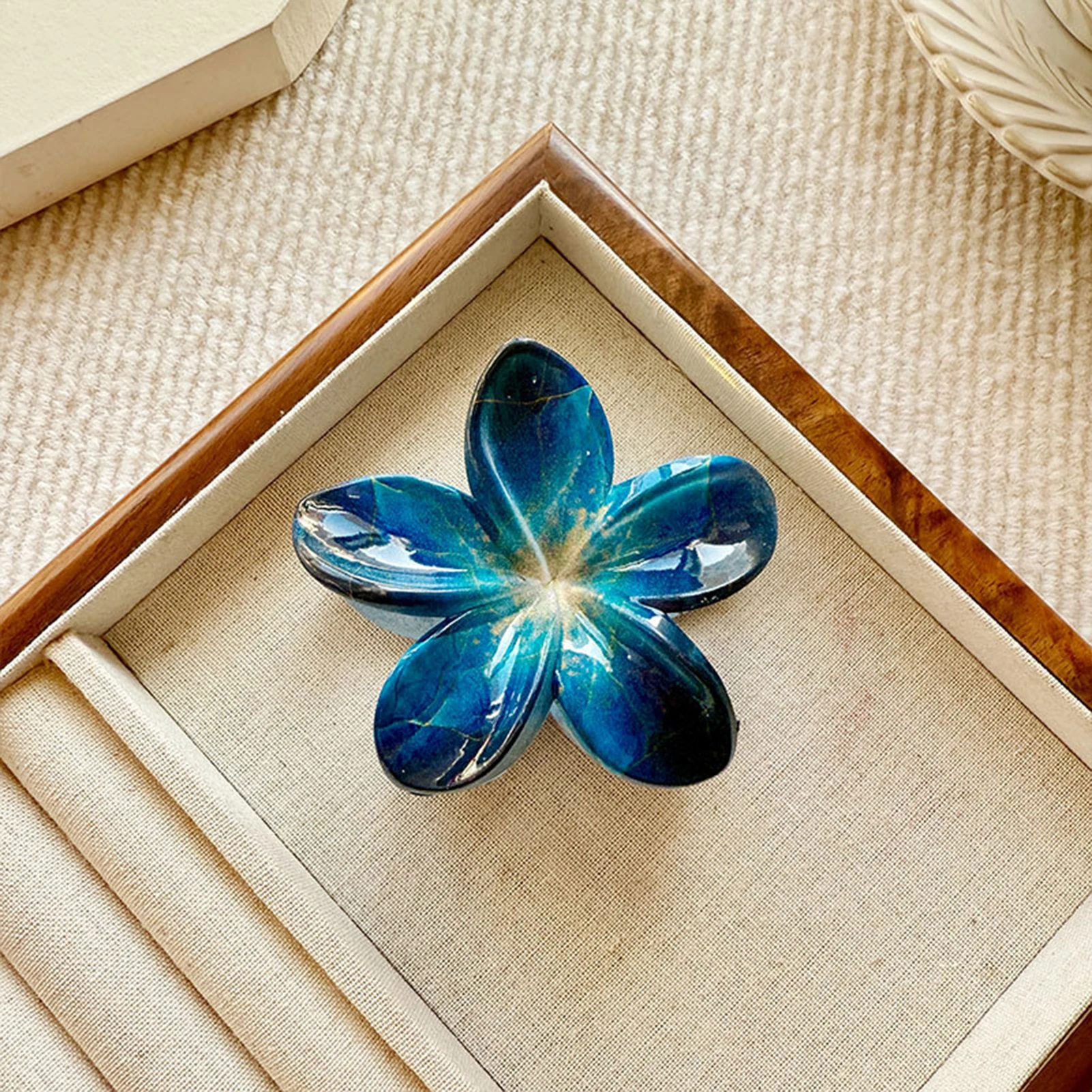 8 センチメートルハワイの花の髪の爪女性のためのファッショナブルなプルメリアサメグリッパークリップ明るい花のヘアピン女の子ヘアアクセサリー