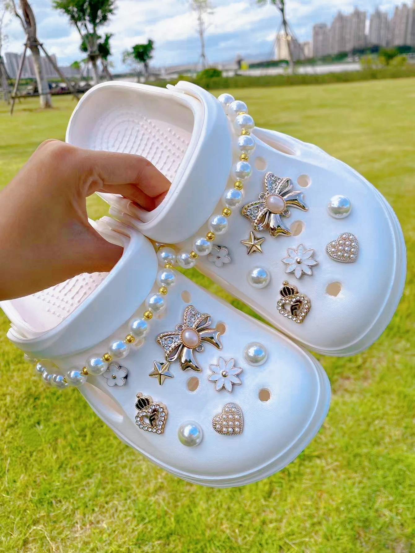 18 ABS pearl chains, stars, small flowers, bows, beige beads and other DIY shoe buckle decorations, multi-functional shoe clip a