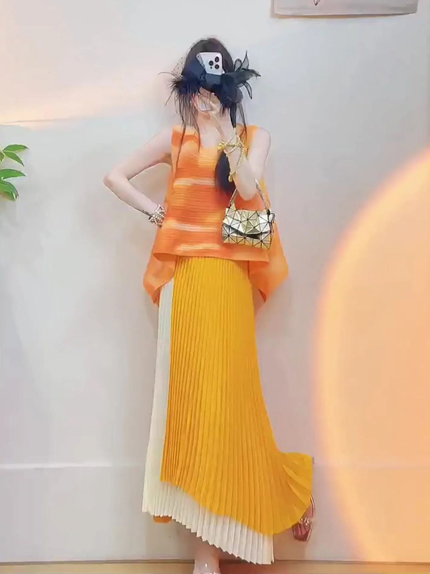 

Свободный повседневный летний комплект: футболка с круглым вырезом и юбка с эффектом складок, модный женский комплект