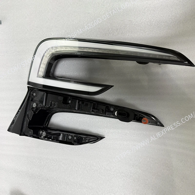 LED Taillights For Tesla Model 3 2025-2026 Custom Rear Taillight Turn Signal Lamp Car Accessories plug and play Tail Rear Lights