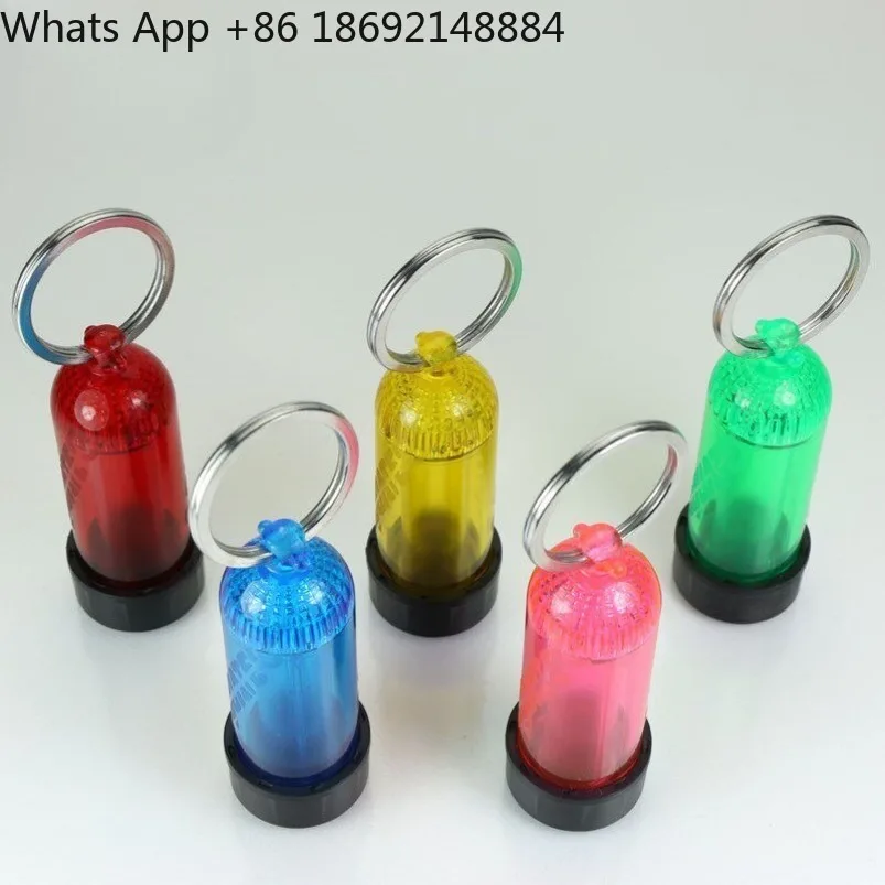 Mini diving signal light, anti-seawater keychain night diving prompt light does not contain batteries