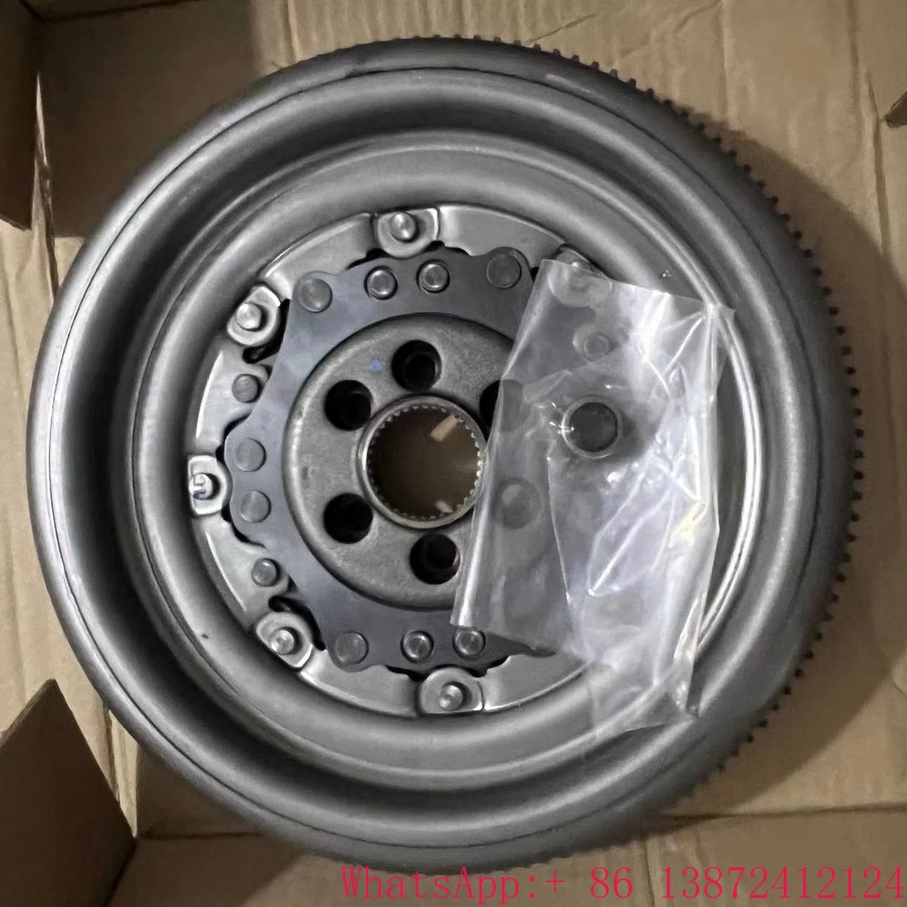 

03G105266AR 03G105266BD 03G105266BK 03G105266CJ 03G105266Q 03L105266AE 415074009 flywheel for A3 Passat Golf Jetta Toledo