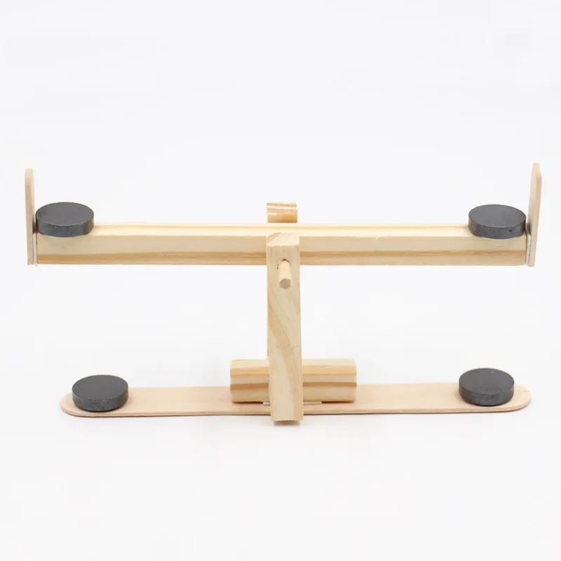 เด็กนักเรียนของเล่นวิทยาศาสตร์ Magnetic Seesaw ประกอบการประดิษฐ์ DIY โฮมเมดขนาดเล็ก Magnetic Levitation การทดลอง G99
