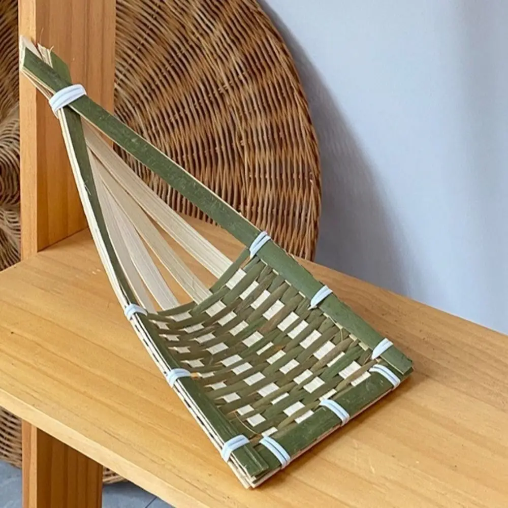 : Platos de frutas y bocadillos y platos especiales