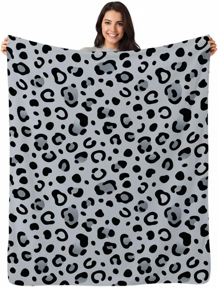 Trendy Gray Leopard Animal Full Print Cozy Flannel Blanket Light Decor For Living Room Office Travel Daily Household Use